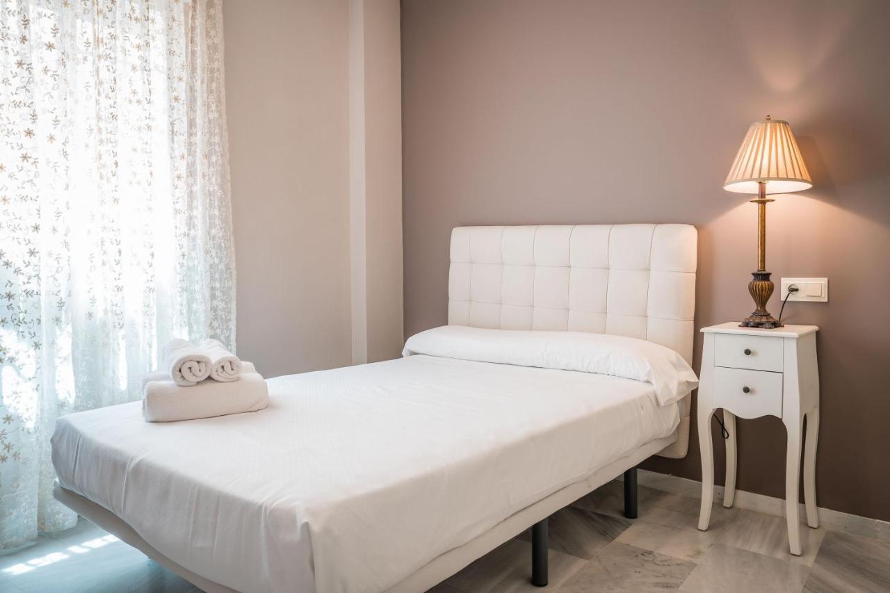 Ibericabeds Nueva De San Anton Apartment กรานาดา ภายนอก รูปภาพ